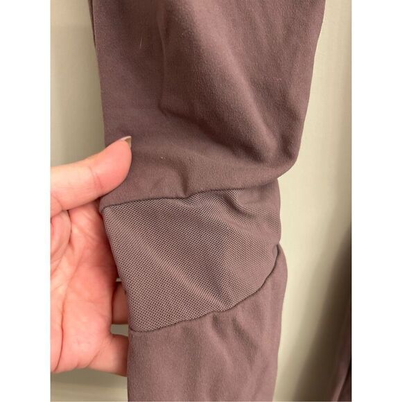 GymShark Leggings... size XS?? In GUC! - Picture 5 of 10